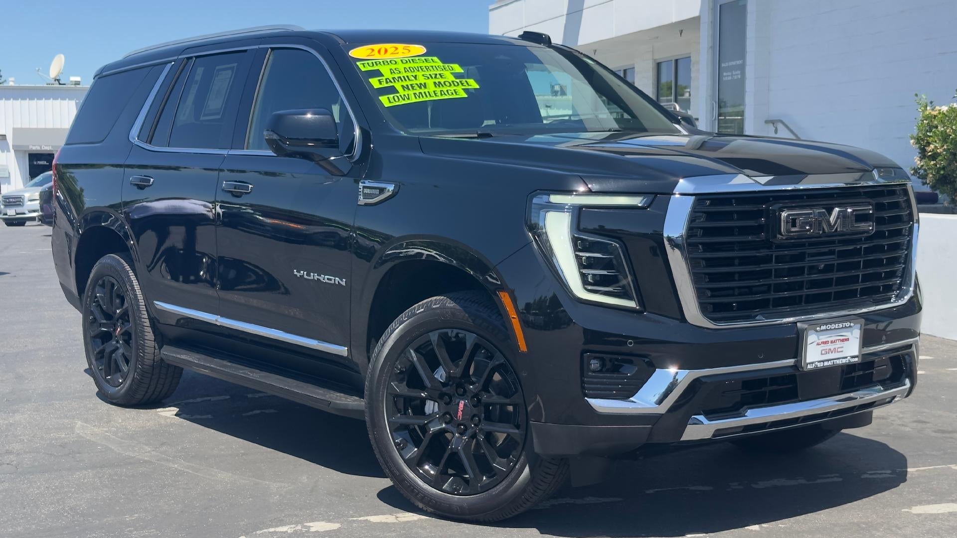 2025 GMC Yukon Elevation in Onyx Black — front three-quarter view